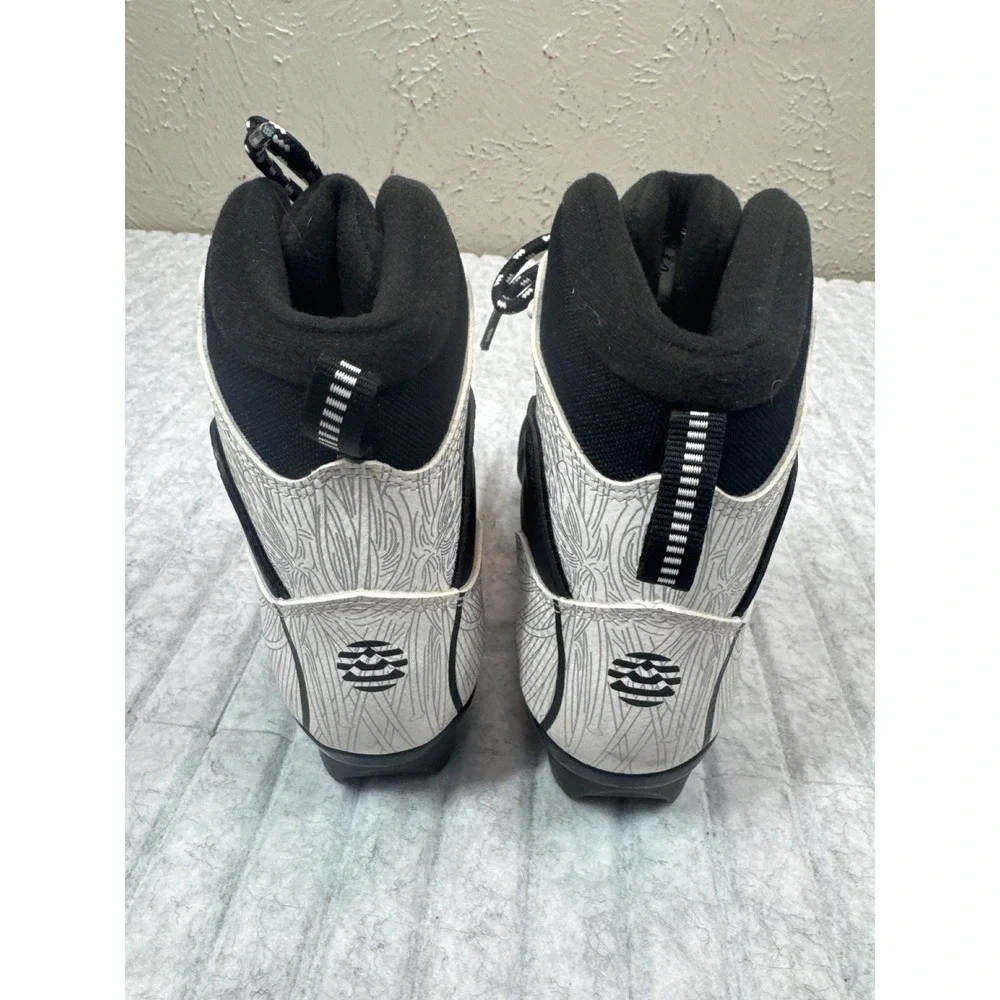Alpina T5 Eve Cross Country Ski Boots Black White Thinsulate NNN Size 36 56A1-2k